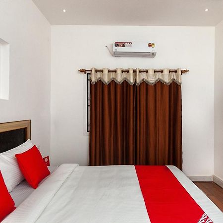 Oyo Flagship 76653 Bali Beach House Hotel Chennai Exterior photo